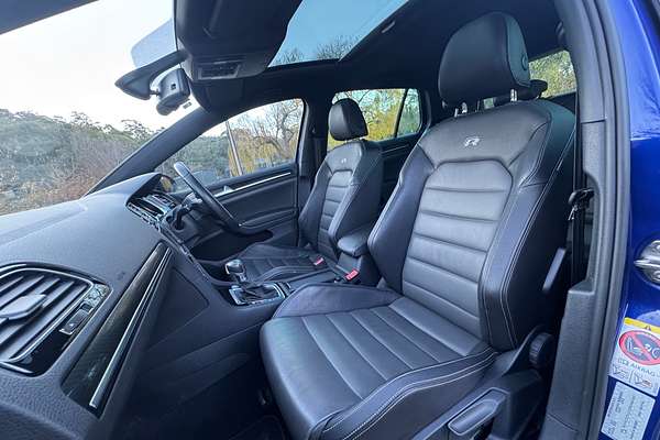 2015 Volkswagen Golf R Wolfsburg Edition 7