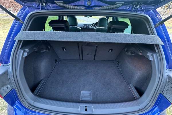 2015 Volkswagen Golf R Wolfsburg Edition 7