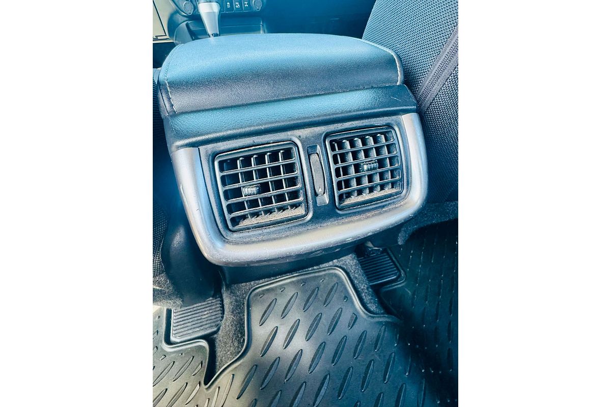 2019 Toyota Hilux SR5 GUN126R 4X4