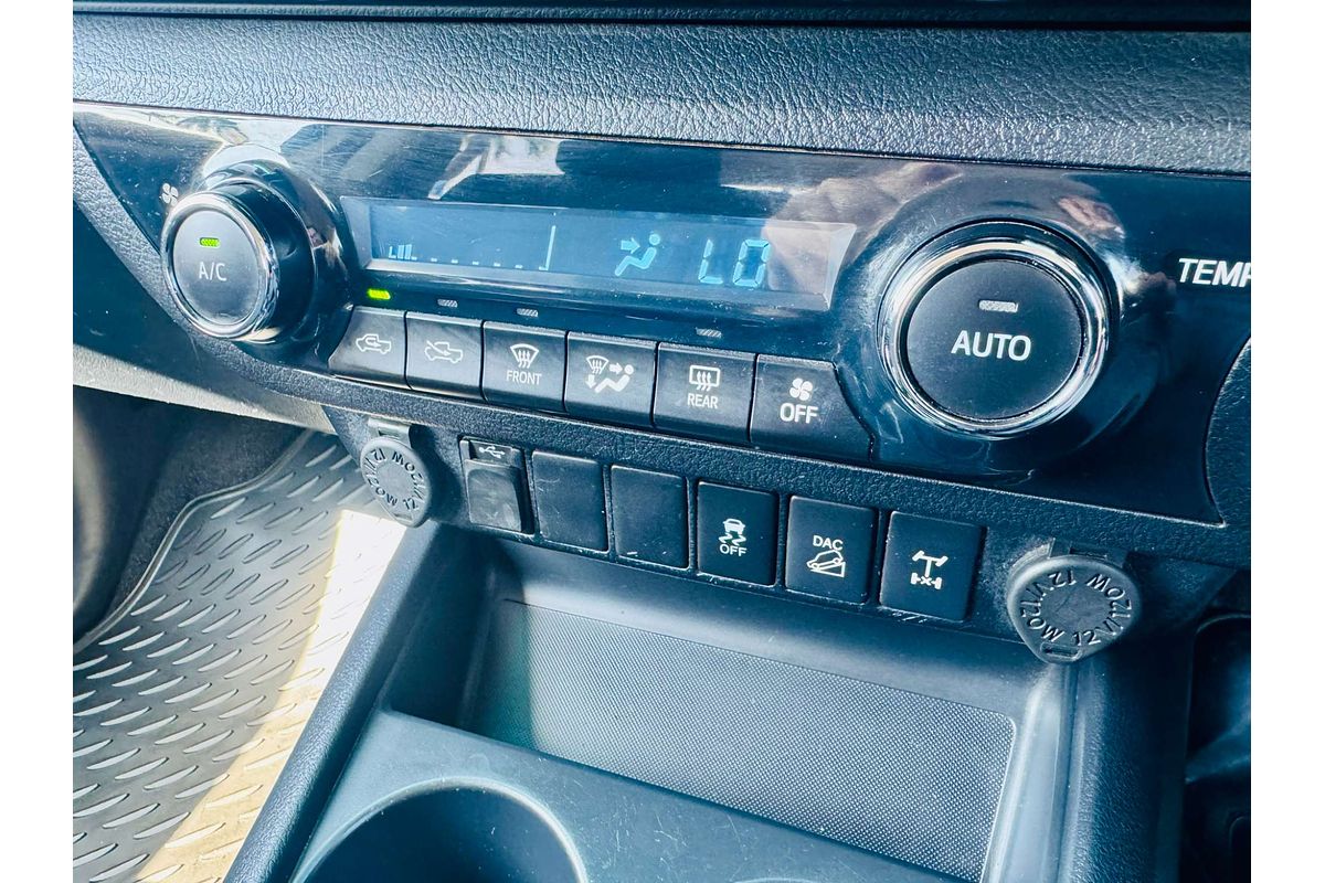 2019 Toyota Hilux SR5 GUN126R 4X4