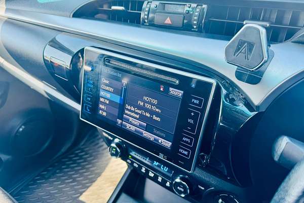 2019 Toyota Hilux SR5 GUN126R 4X4