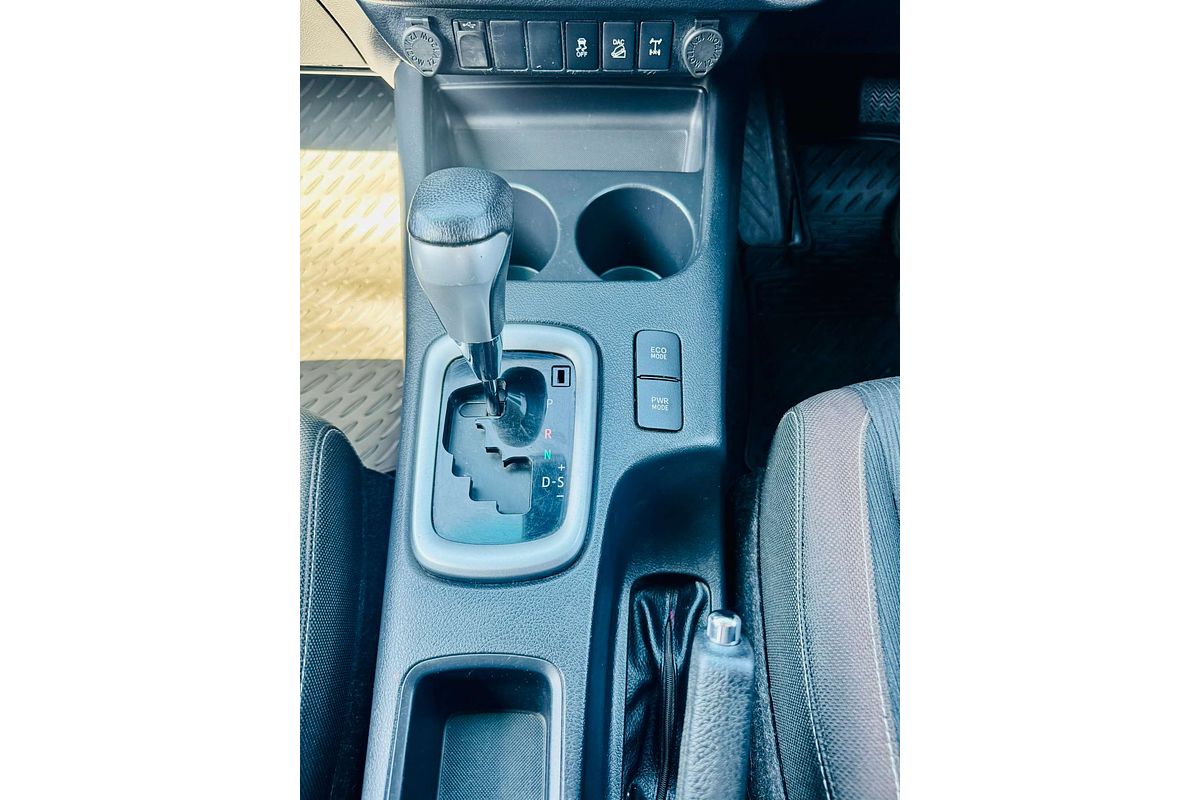 2019 Toyota Hilux SR5 GUN126R 4X4