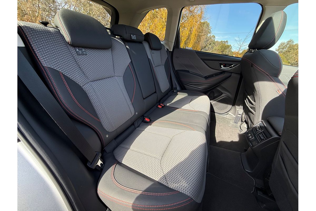 2024 Subaru Forester 2.5i Sport S5