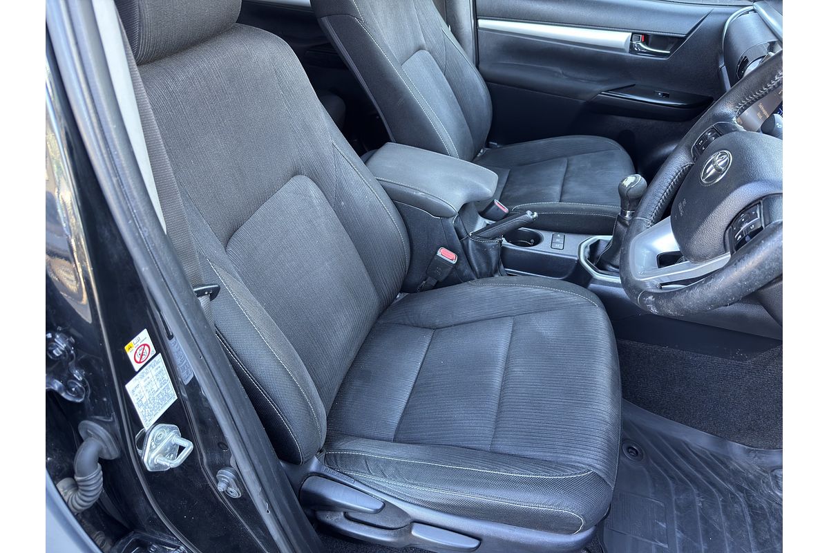 2016 Toyota Hilux SR5 GUN126R 4X4