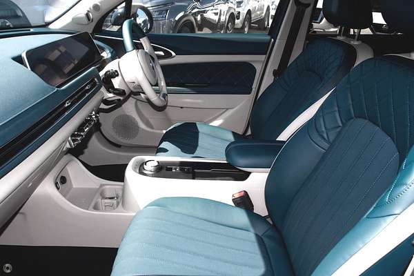 2025 GWM Ora Standard Range ES11