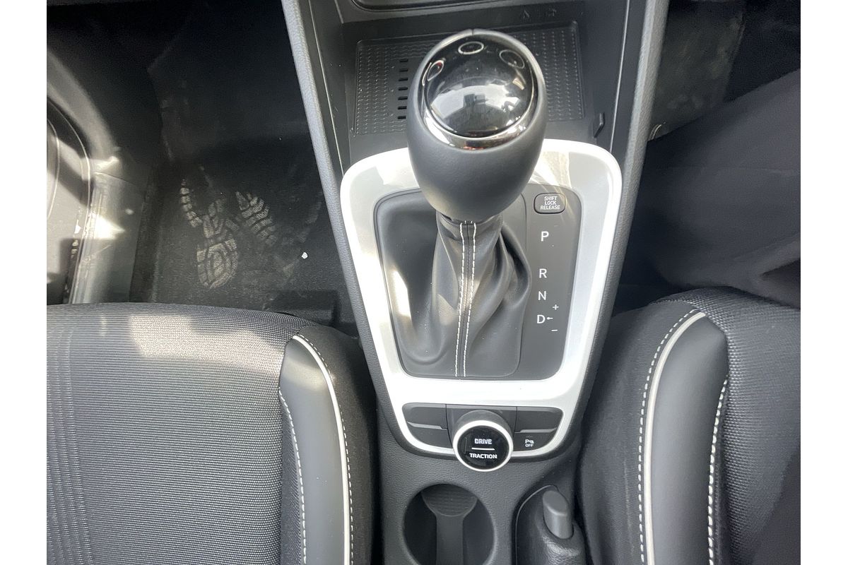 2025 Hyundai Venue Active QX.V5
