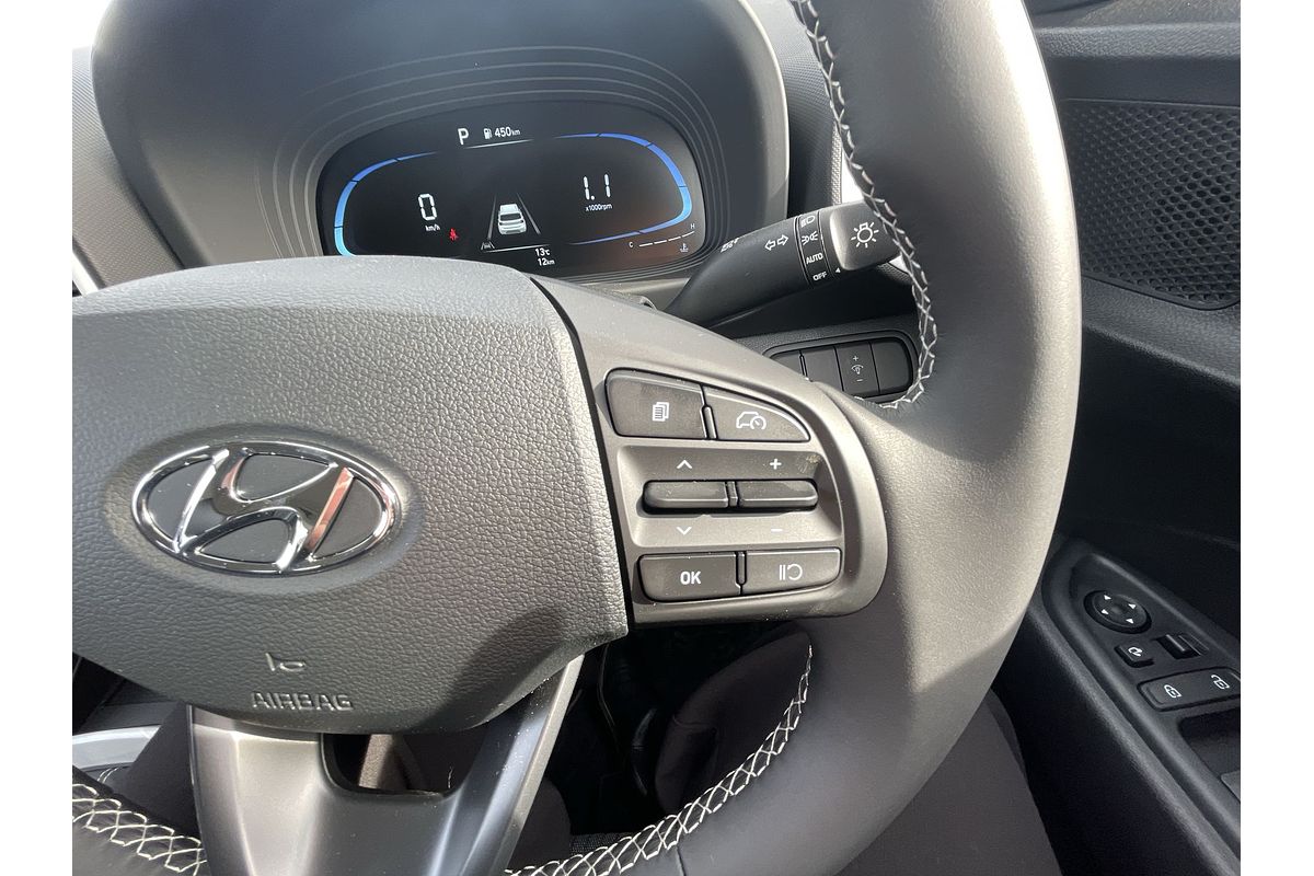 2025 Hyundai Venue Active QX.V5