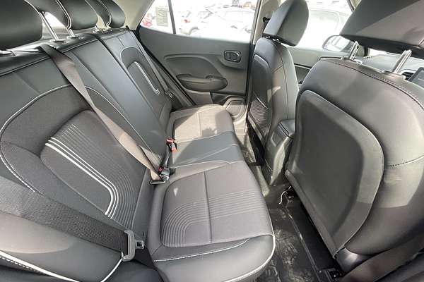2025 Hyundai Venue Active QX.V5