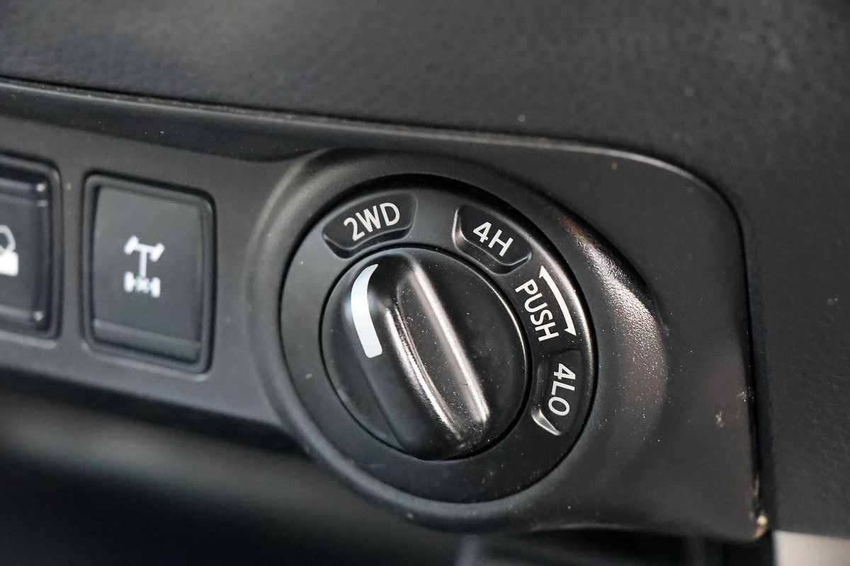 2015 Nissan Navara ST-X D23 4X4