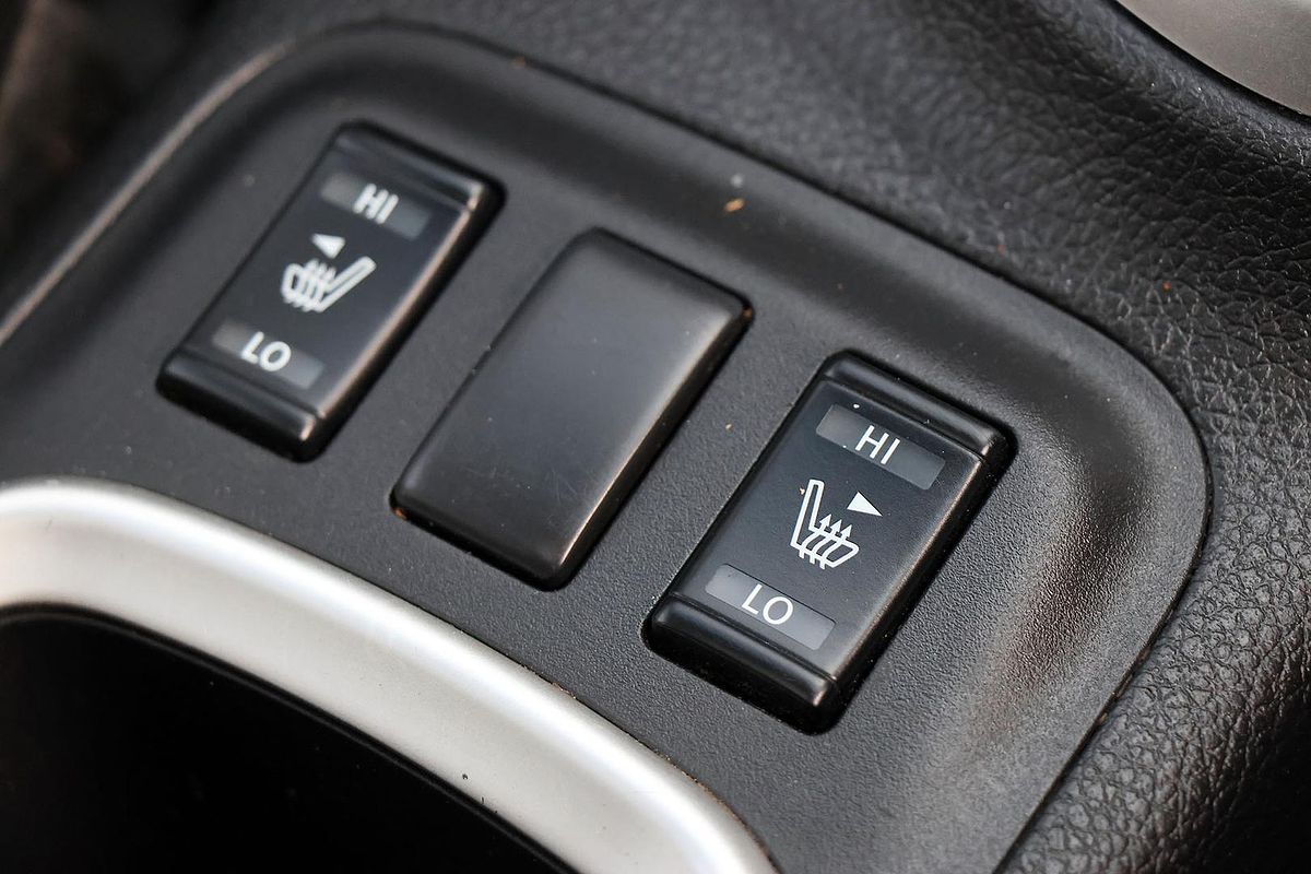 2015 Nissan Navara ST-X D23 4X4