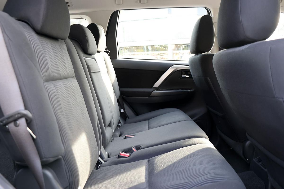2024 Mitsubishi Pajero Sport GLX QG