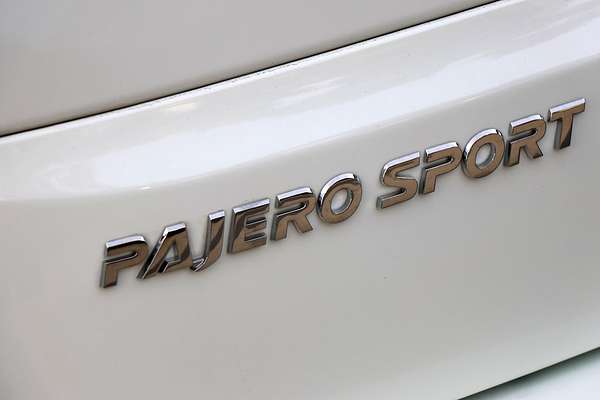 2024 Mitsubishi Pajero Sport GLX QG