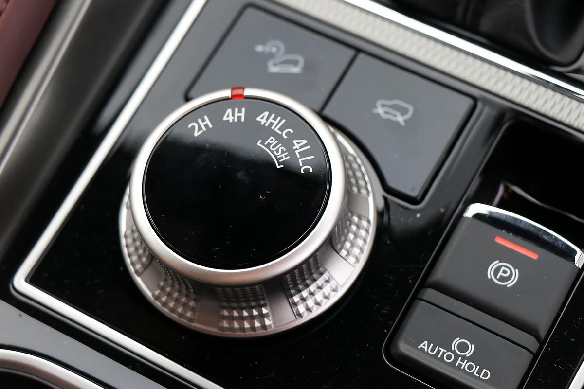 2025 Mitsubishi Pajero Sport GSR QG