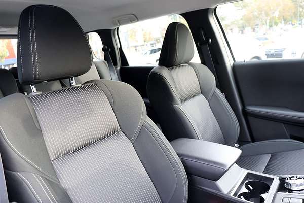 2024 Mitsubishi Outlander PHEV ES ZM