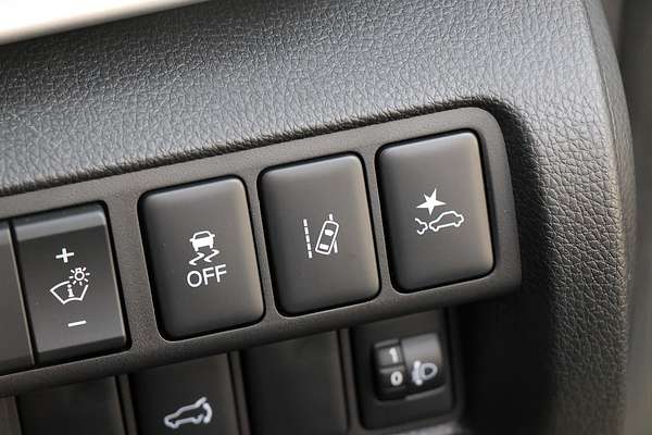 2024 Mitsubishi Eclipse Cross Exceed YB