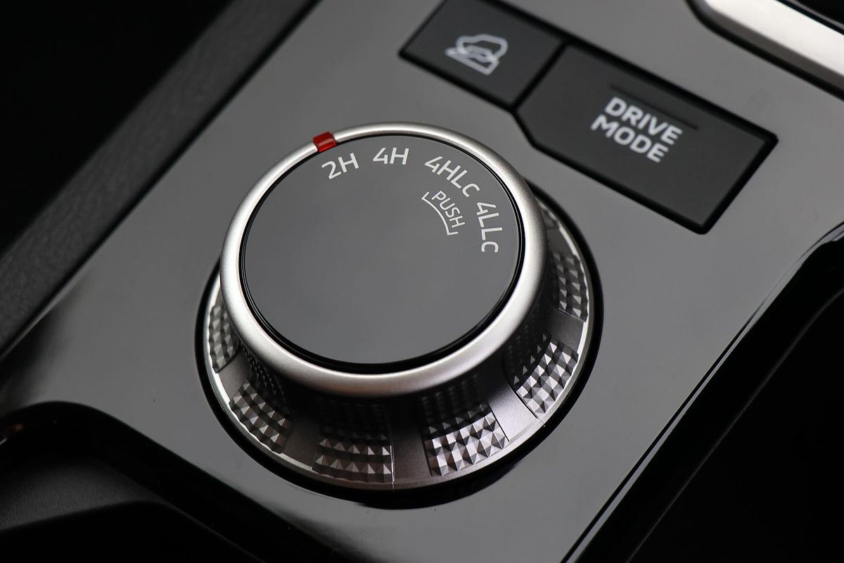 2024 Mitsubishi Triton GLS MV 4X4