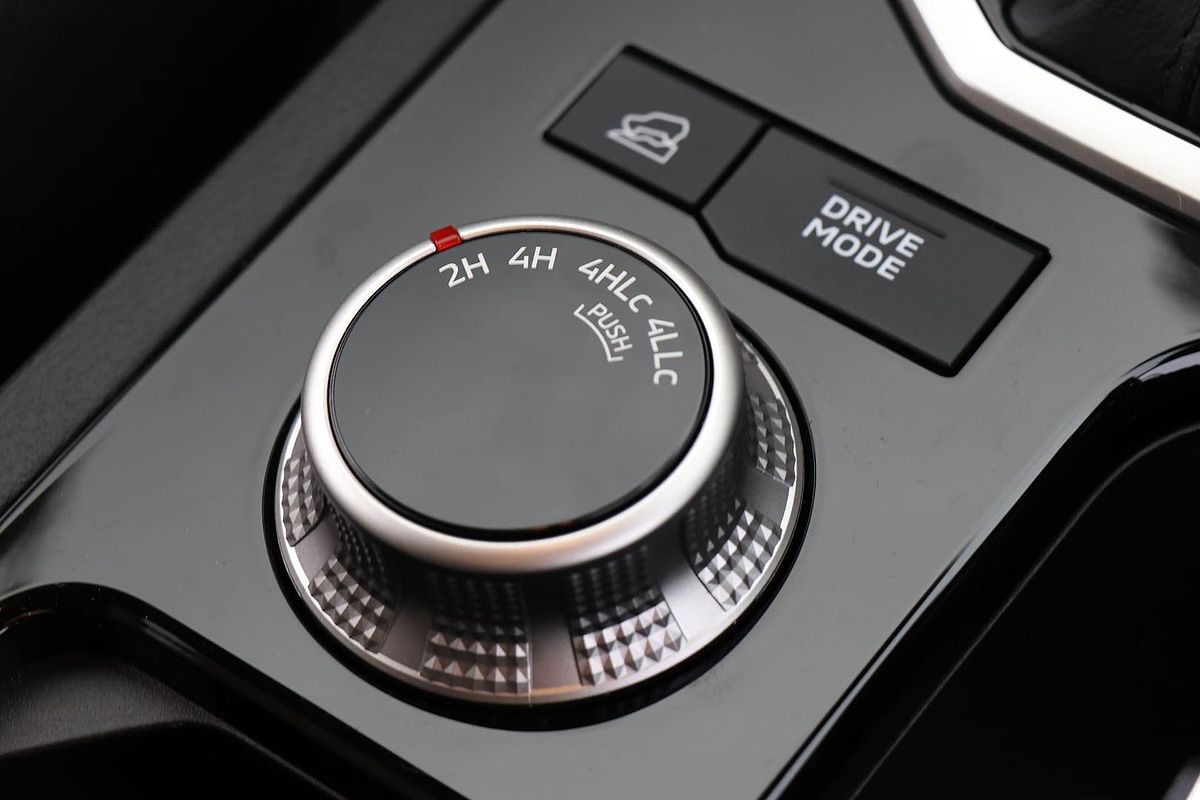 2024 Mitsubishi Triton GSR Special Edition MV 4X4