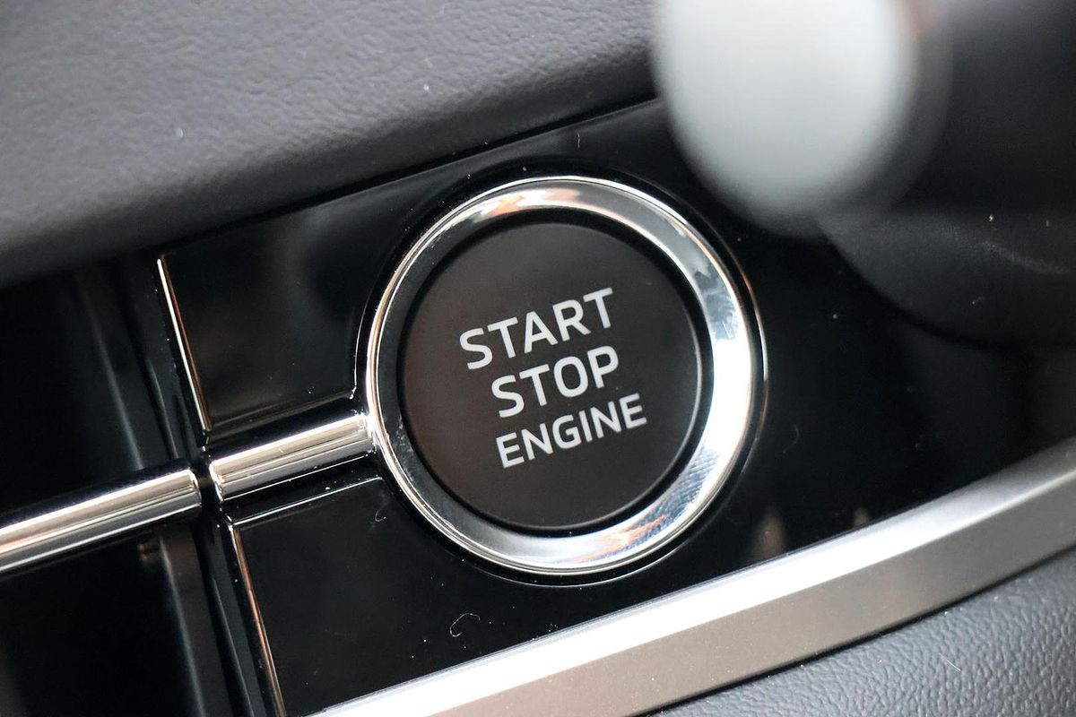2024 Mitsubishi Outlander ES ZM