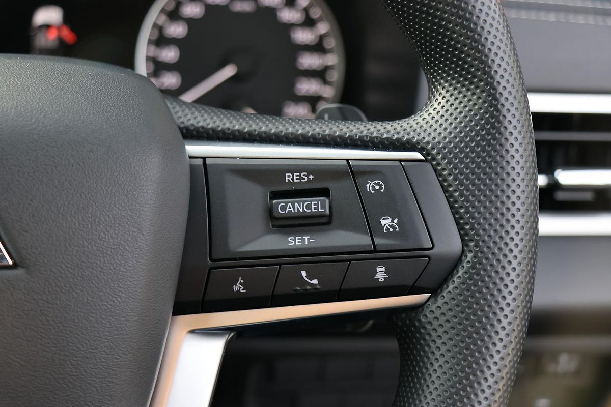 2024 Mitsubishi Outlander ES ZM
