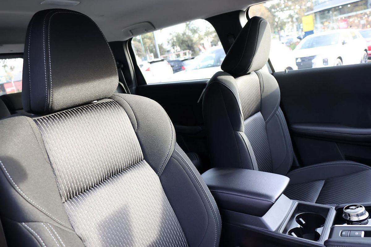 2024 Mitsubishi Outlander ES ZM