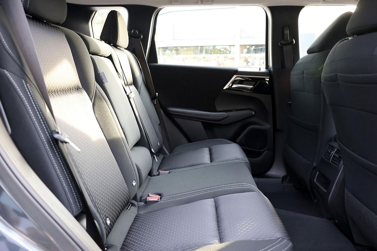 2024 Mitsubishi Outlander ES ZM