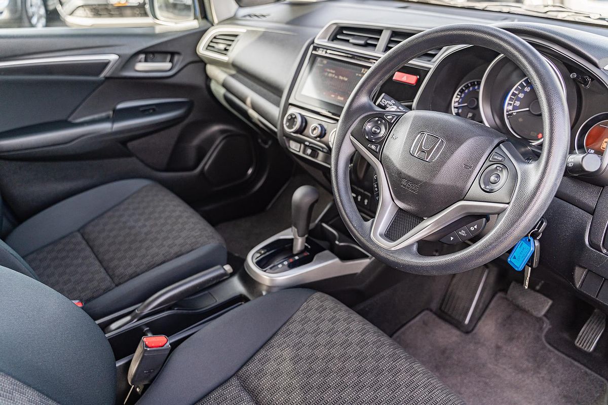 2016 Honda Jazz VTi GF
