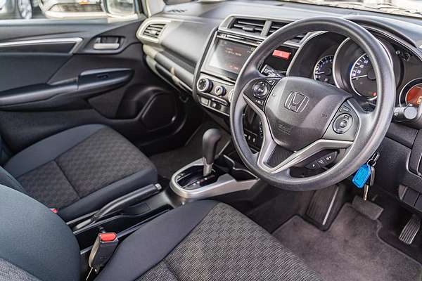 2016 Honda Jazz VTi GF