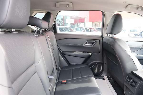 2023 Nissan X-TRAIL ST-L e-POWER T33