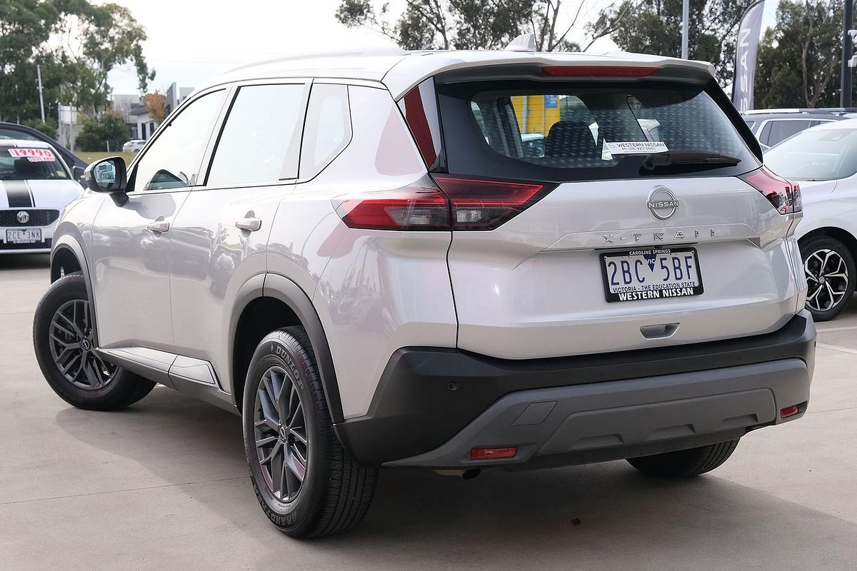 2024 Nissan X-TRAIL ST T33