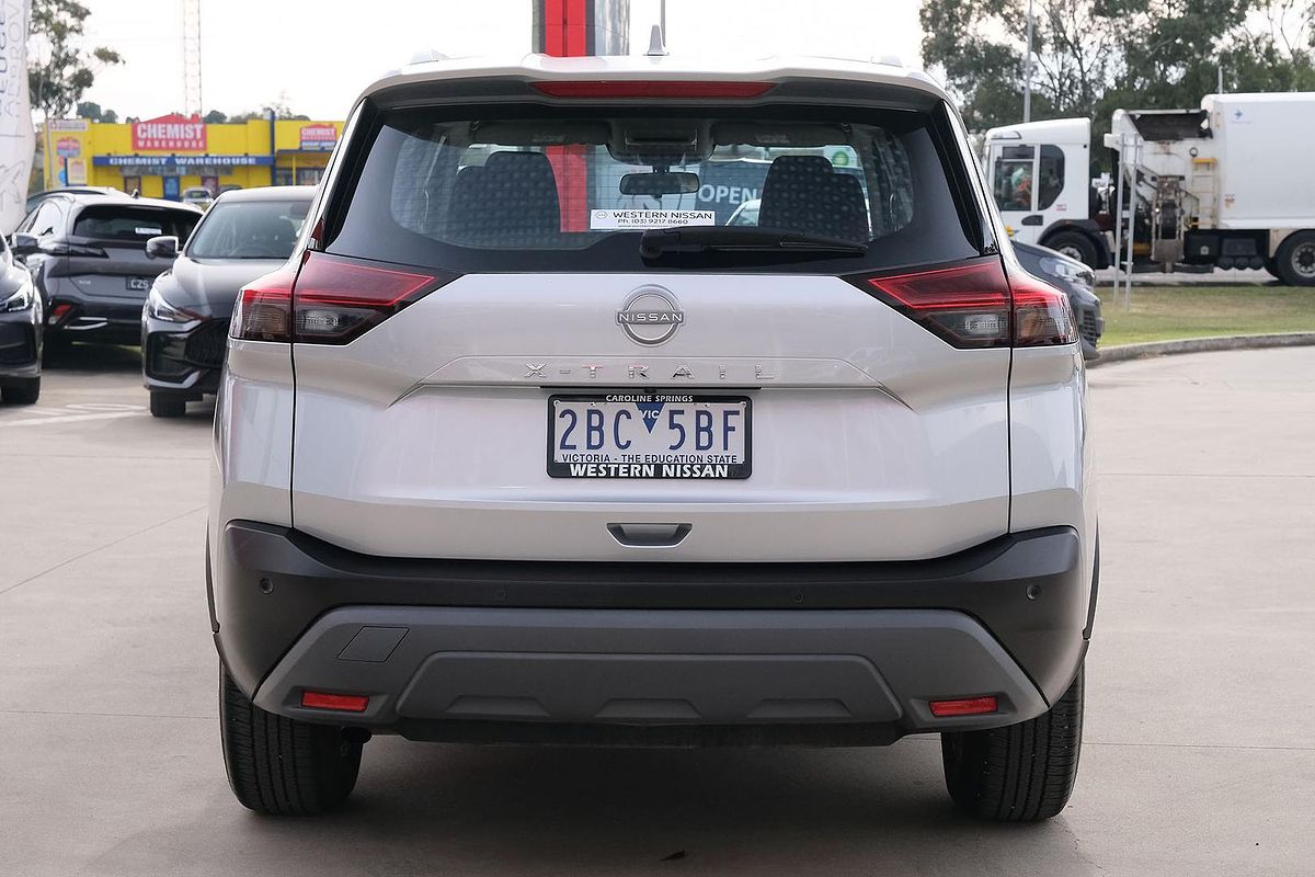 2024 Nissan X-TRAIL ST T33