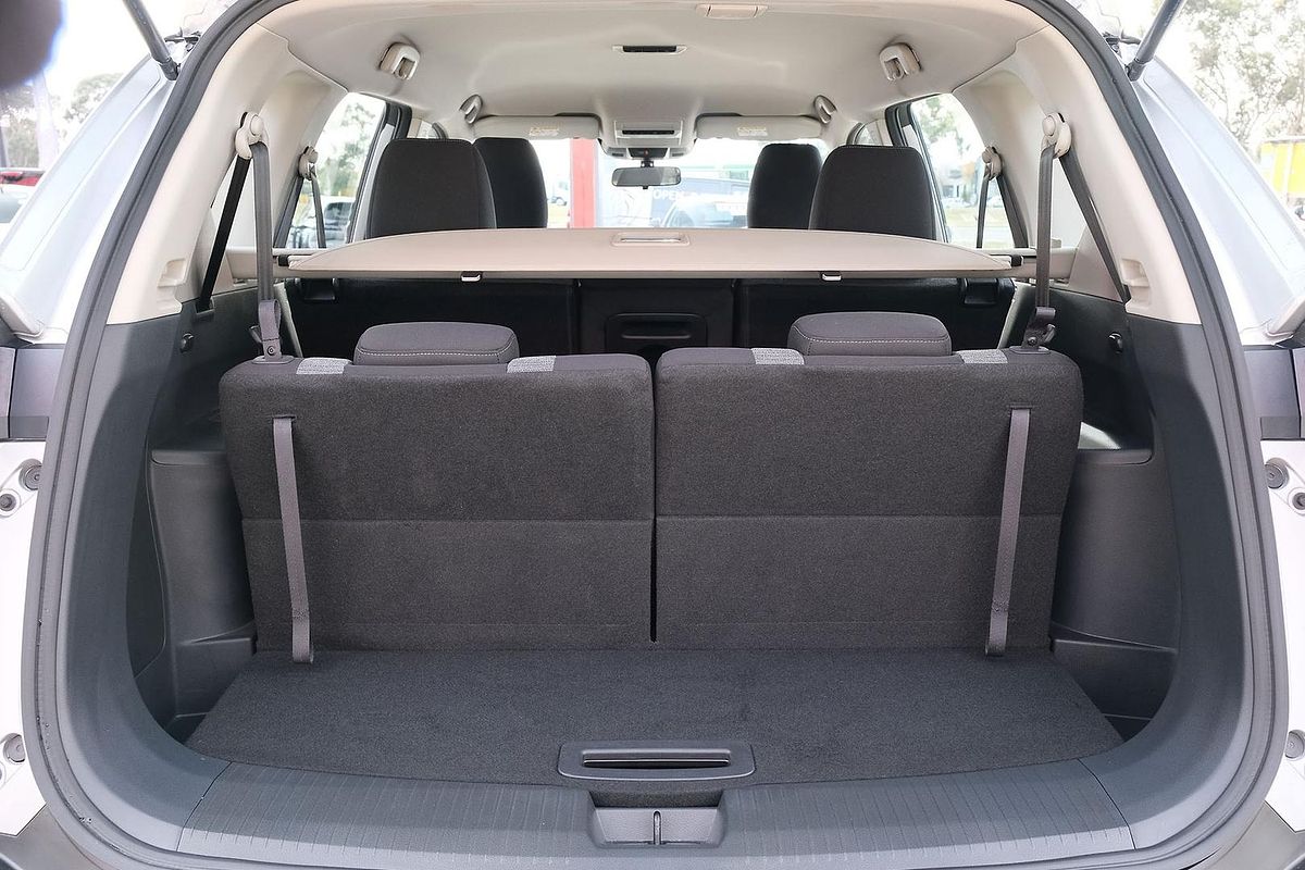 2024 Nissan X-TRAIL ST T33