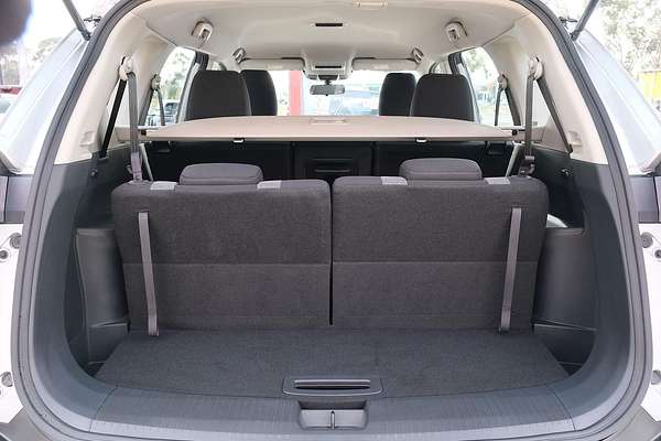 2024 Nissan X-TRAIL ST T33