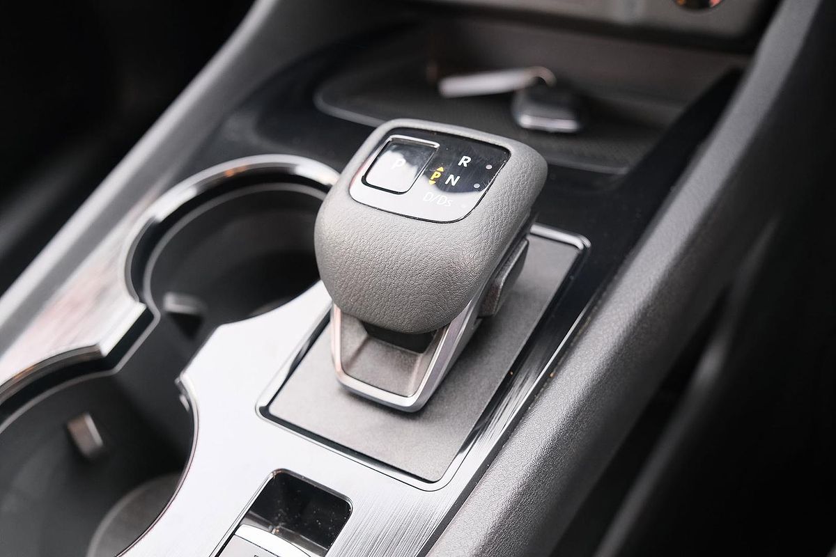 2024 Nissan X-TRAIL ST T33
