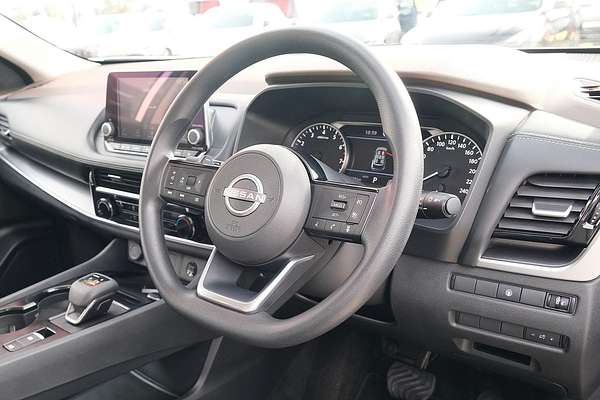 2024 Nissan X-TRAIL ST T33