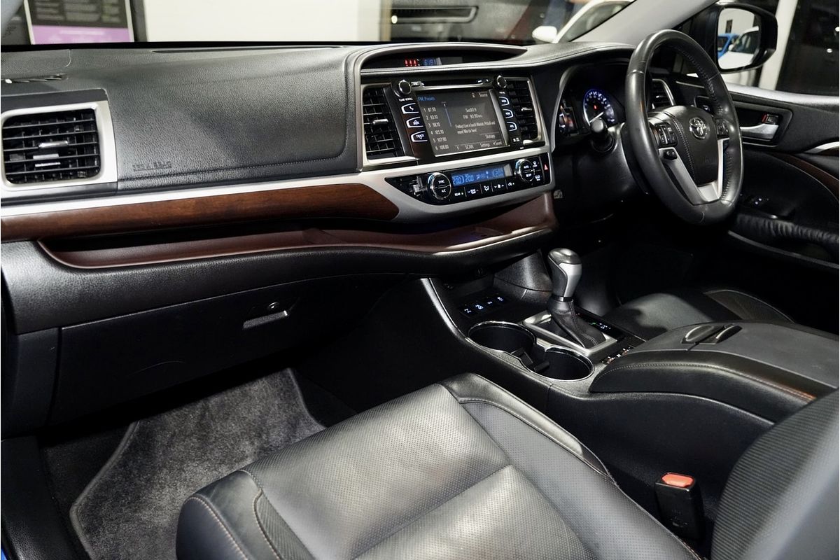 2014 Toyota Kluger Grande GSU55R