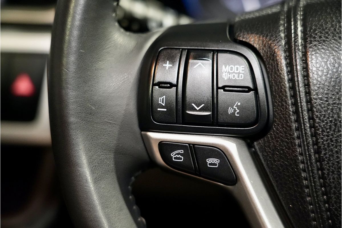2014 Toyota Kluger Grande GSU55R