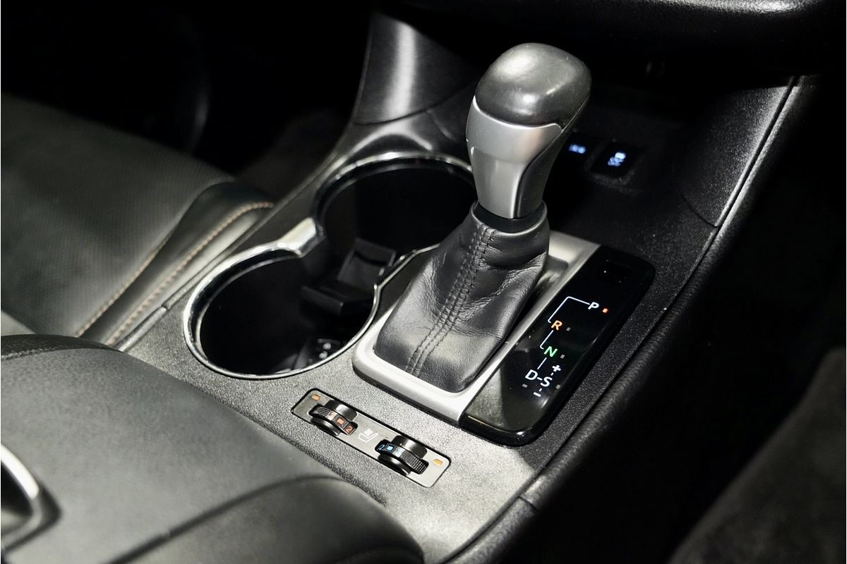 2014 Toyota Kluger Grande GSU55R