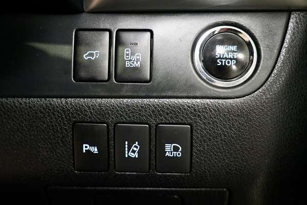 2014 Toyota Kluger Grande GSU55R