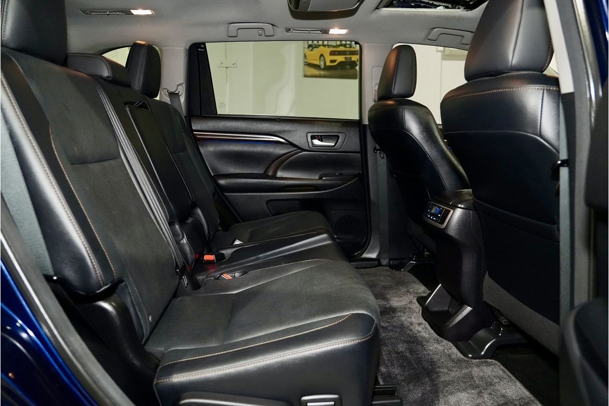 2014 Toyota Kluger Grande GSU55R
