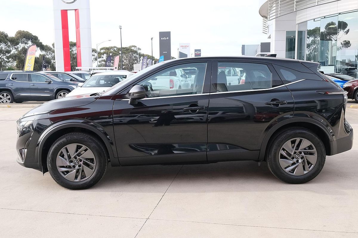 2025 Nissan QASHQAI ST J12