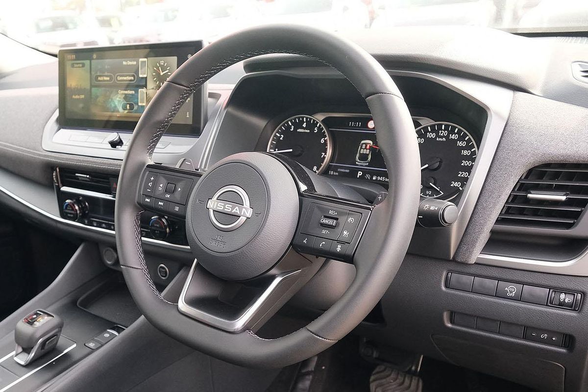 2025 Nissan QASHQAI ST J12