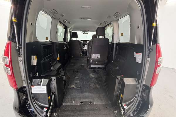 2013 Toyota Noah WELCAB