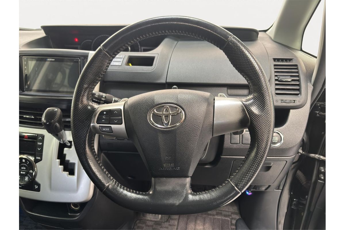 2013 Toyota Noah WELCAB