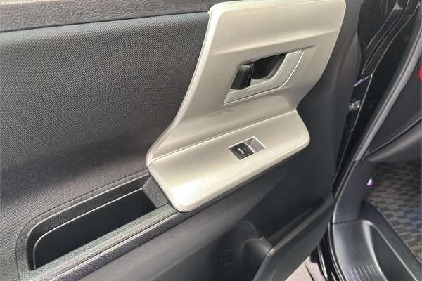 2013 Toyota Noah WELCAB