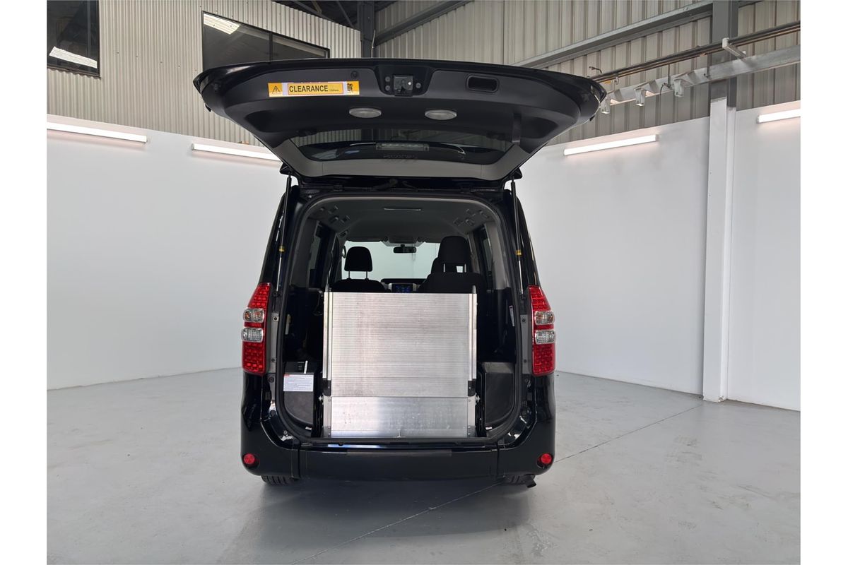 2013 Toyota Noah WELCAB
