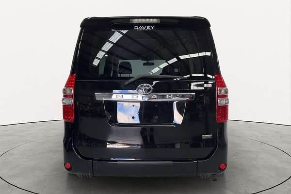 2013 Toyota Noah WELCAB