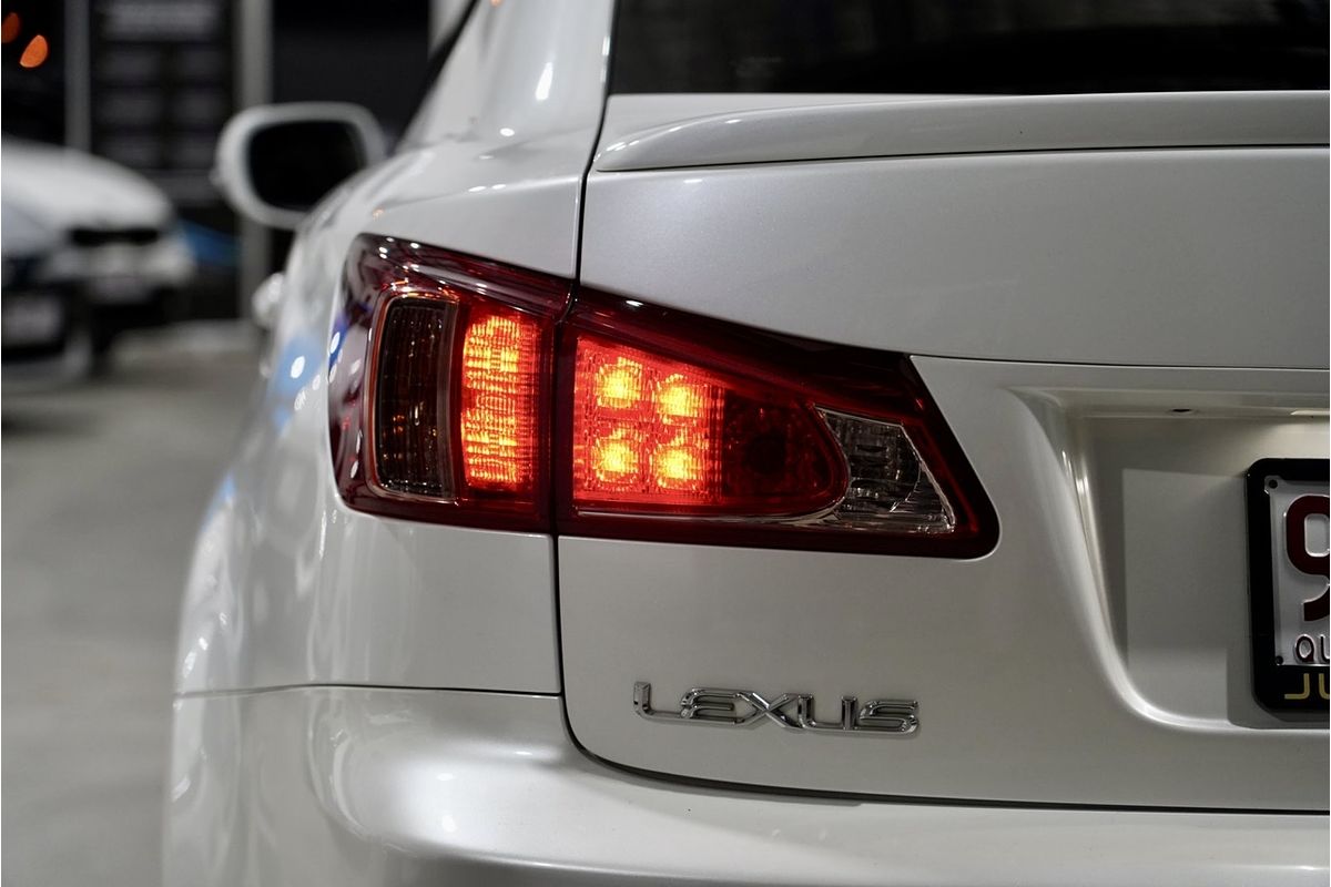 2013 Lexus IS IS250 X GSE20R