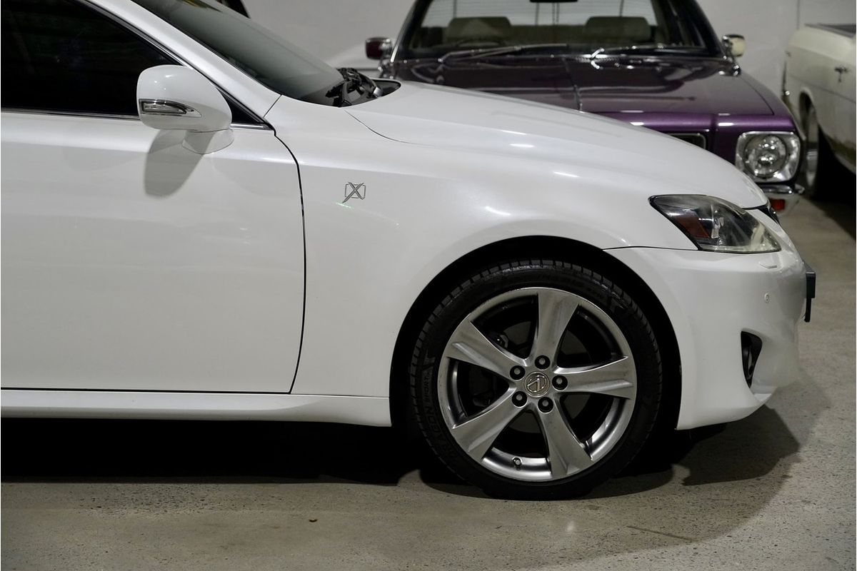 2013 Lexus IS IS250 X GSE20R