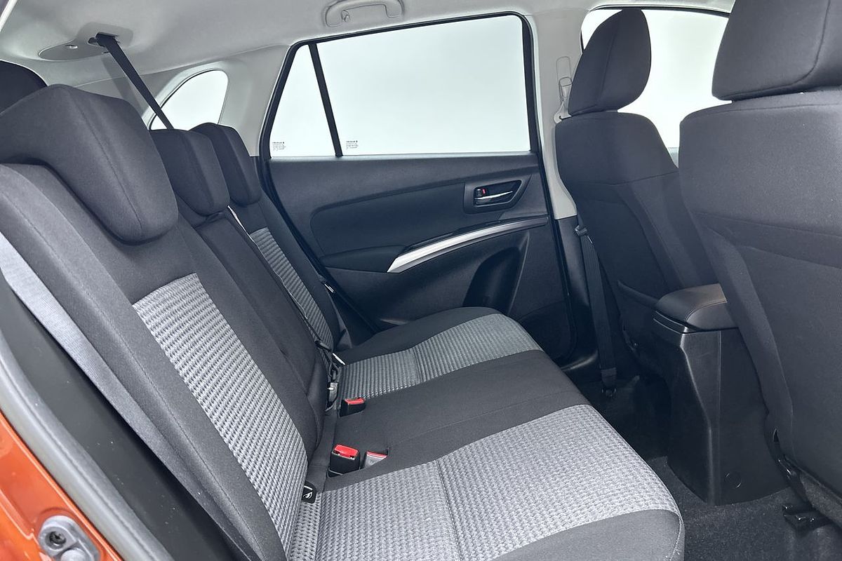 2023 Suzuki S-Cross GL+ JYB