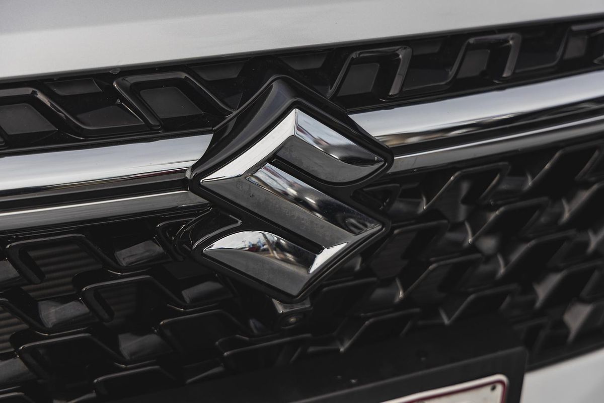 2024 Suzuki S-Cross ALLGRIP Prestige JYB